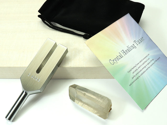 クリスタルチューナーの周波数とは？癒しの音の秘密を初心者向けに解説 - クリスタルヒーリングチューナー【10個セット】ブラジル産水晶ポイント10個&ポーチ10個付